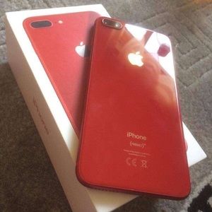 IPhone 8 Red(BRAND NEW)with headphones and charger